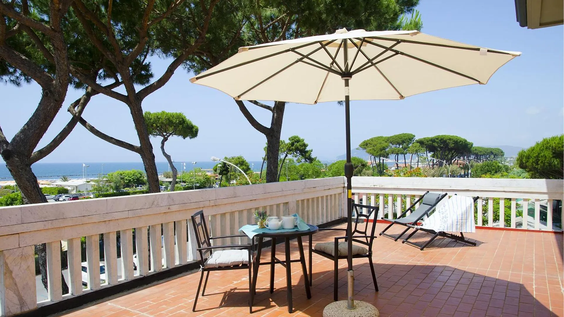 Casa Per Ferie Il Pioppo Hotel Marina di Massa